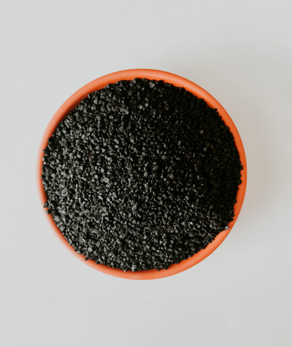 Black-decorative-sand